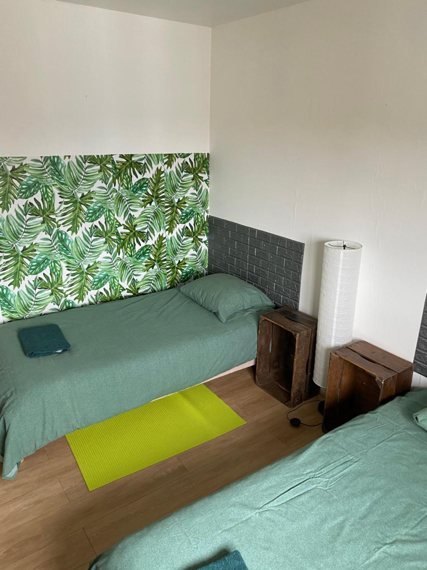 Gite De La Nievre - Centre Ville-2E Etage Flixecourt エクステリア 写真